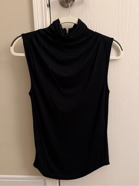 NWOT Free People Black Women’s Small Sleeveless Draped Back Top Zipper Classic